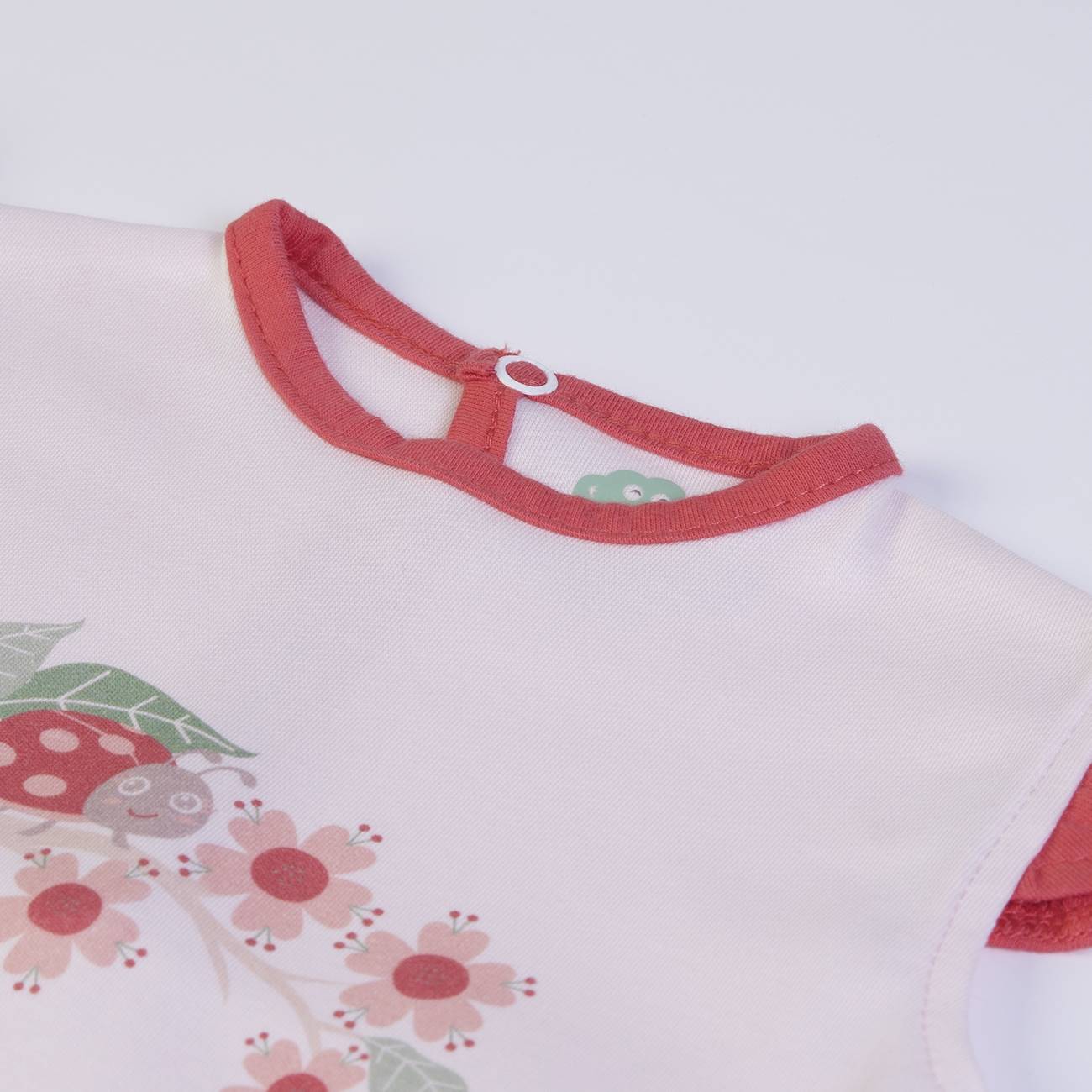 Ladybug T-shirt & leggings